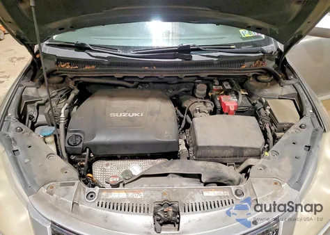 2011 Suzuki Kizashi Sport Sls z USA, uszkodzony, nr VIN JS2RF9A87B6110919